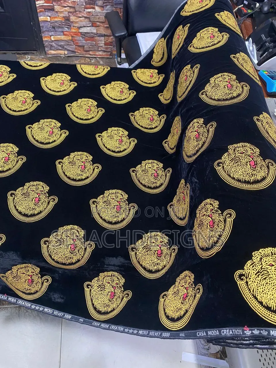 Sinach Clothing