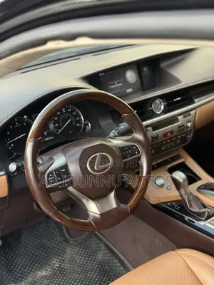 Lexus ES 2016 Black