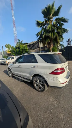 Mercedes-Benz M Class ML 350 4Matic 2013 White