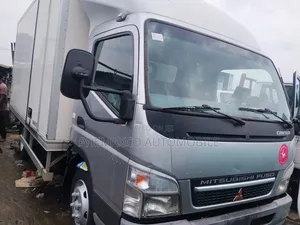 Mitsubishi Canter 2008 Silver