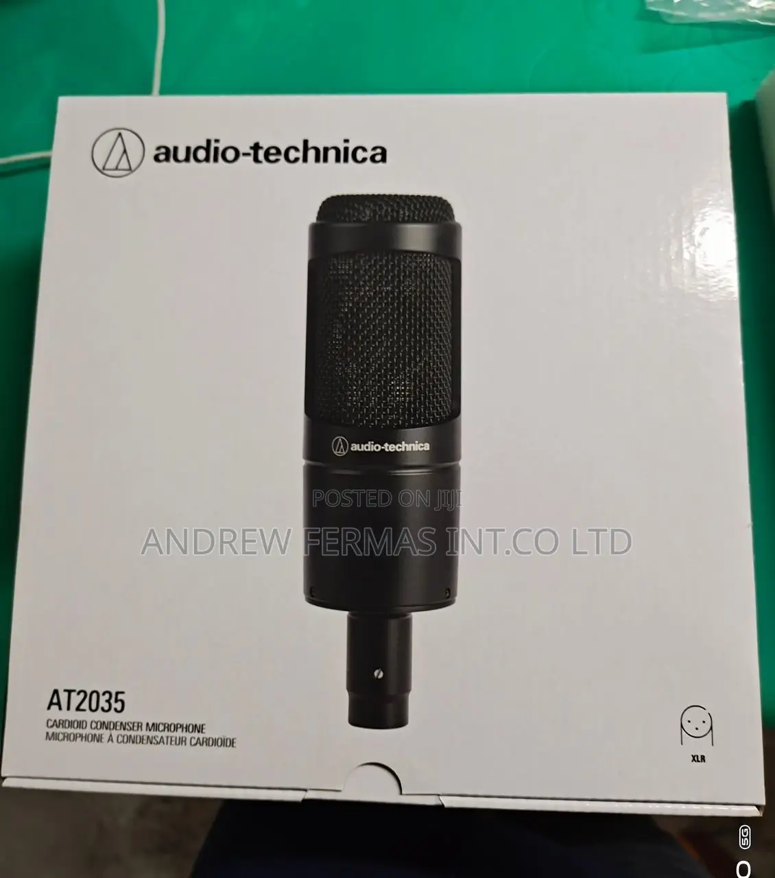 Microphone