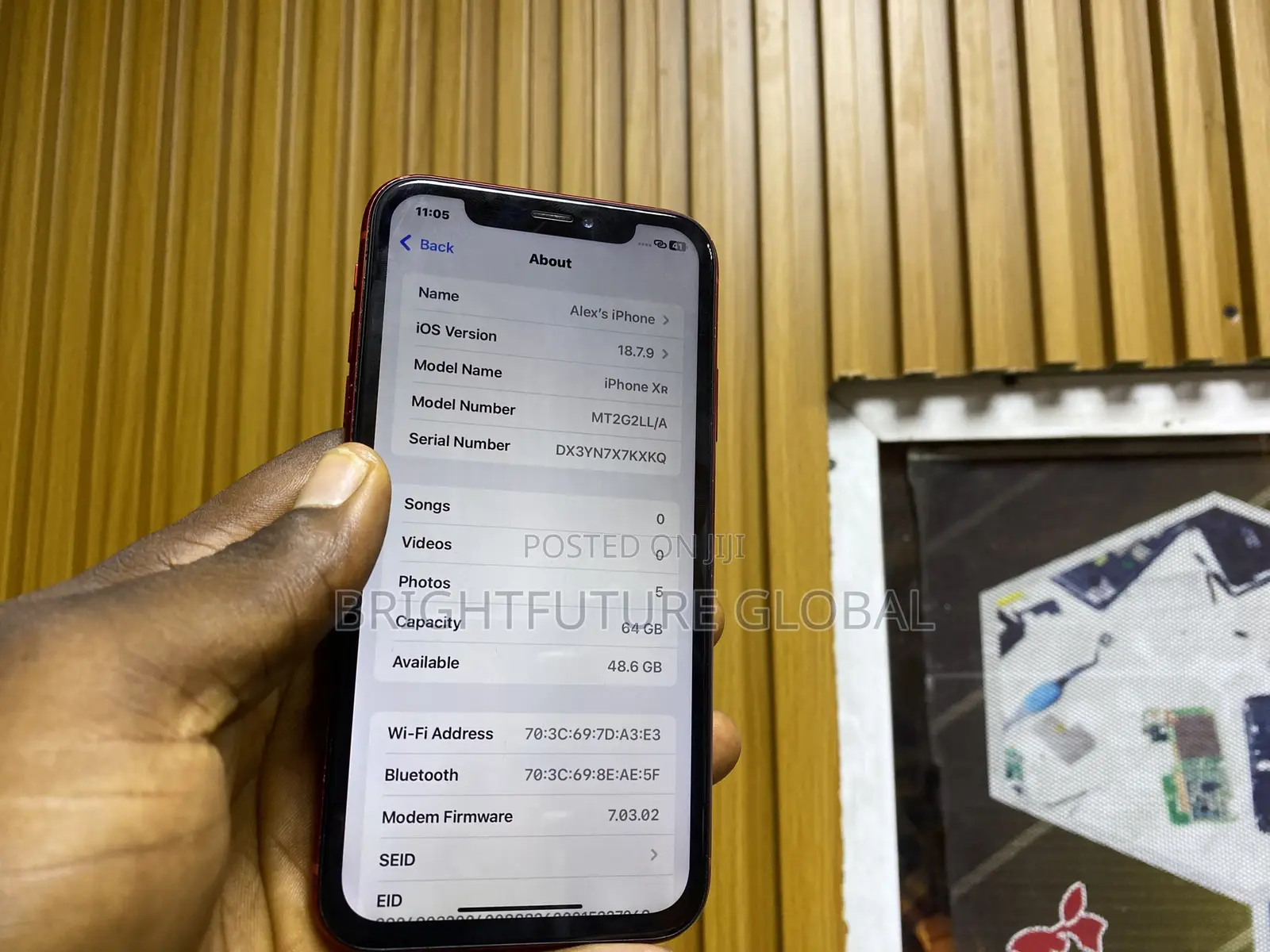 Apple iPhone XR 64 GB Red