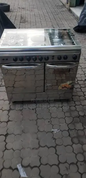 Double Door Gas Cooker With Thick Portrays Oven and Grill
