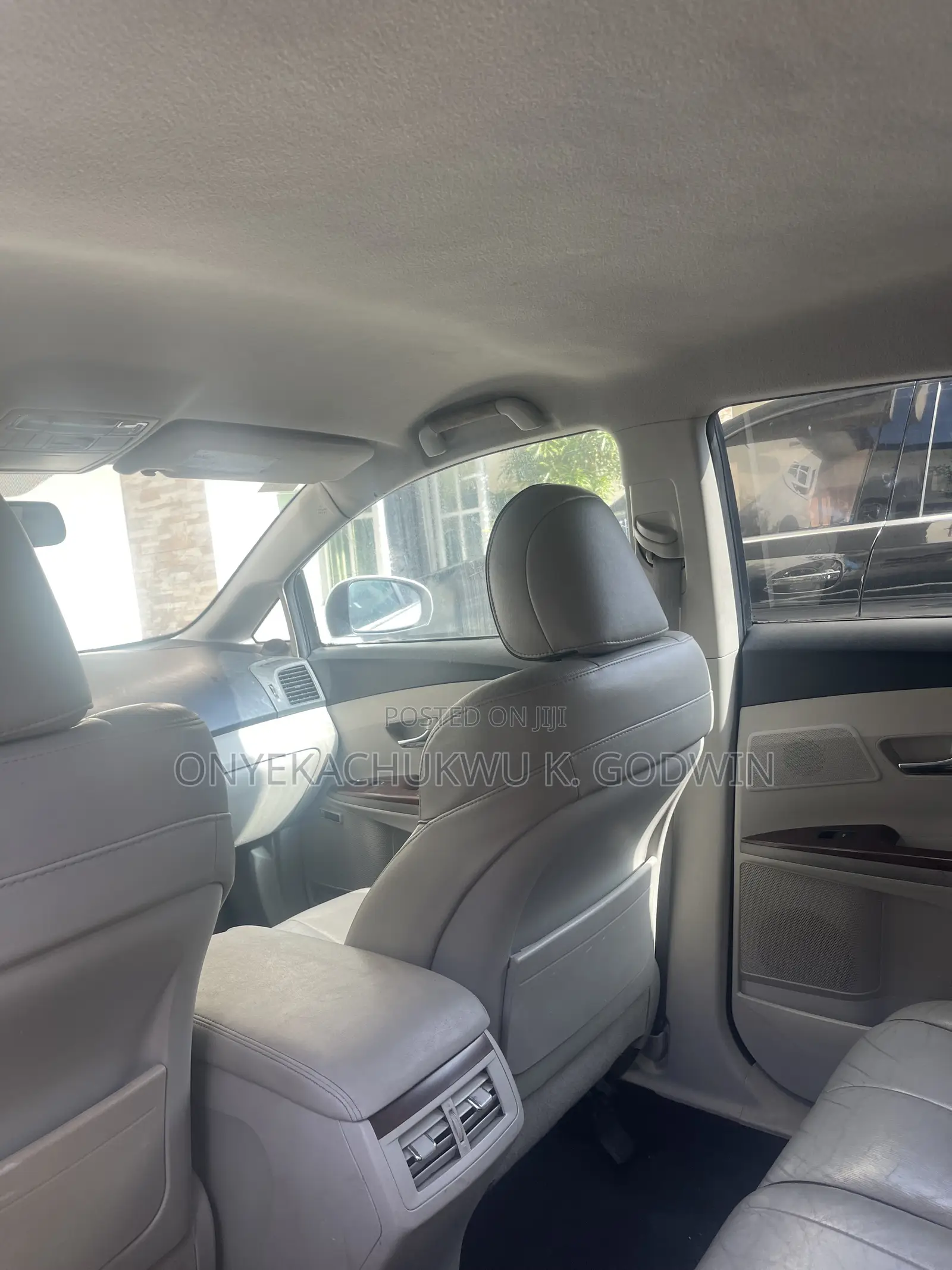 Toyota Venza AWD 2010 White