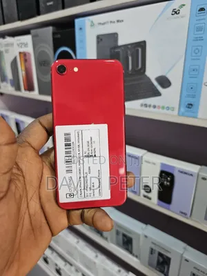 Apple iPhone SE (2020) 64 GB Red