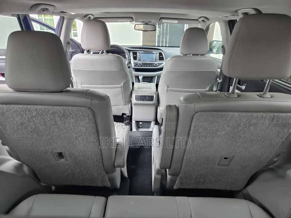 Toyota Highlander 2016