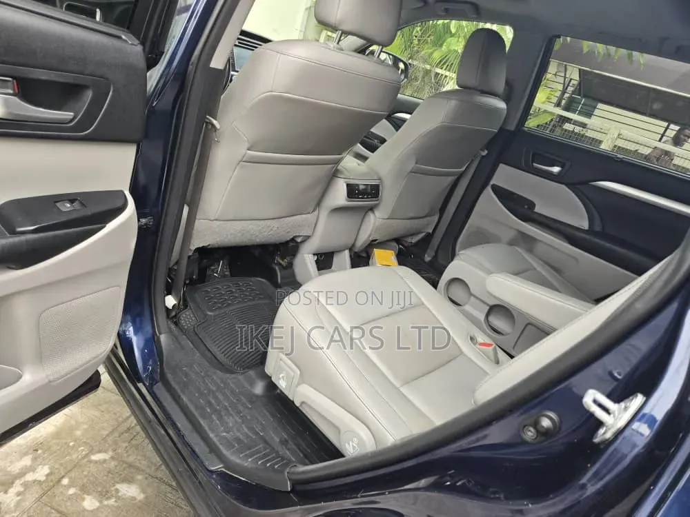 Toyota Highlander 2016