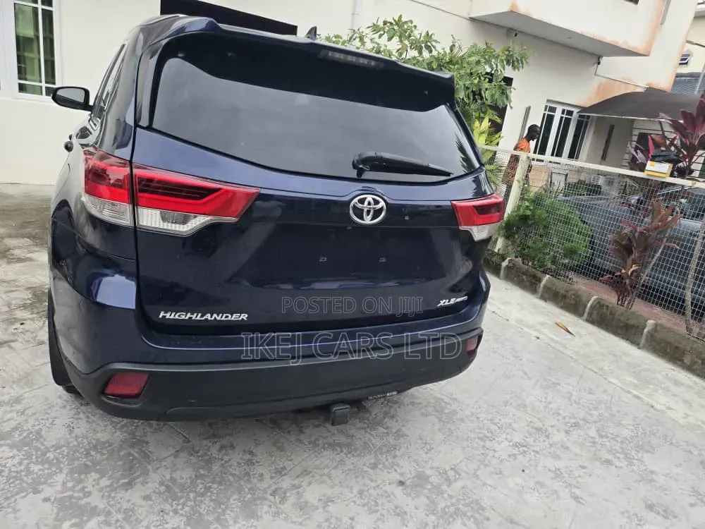 Toyota Highlander 2016