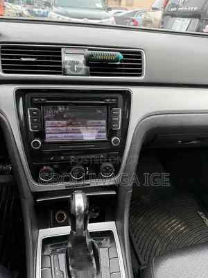 Volkswagen Passat SE 2013 Black