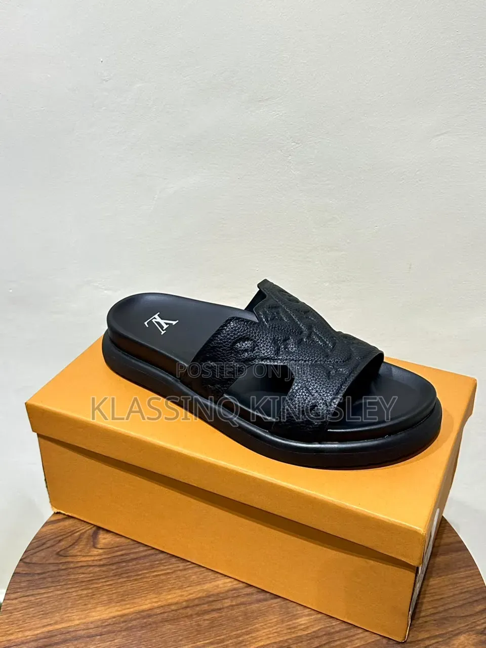 Louis Vuitton Slide