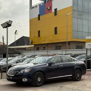 Lexus ES 350 2012 Blue