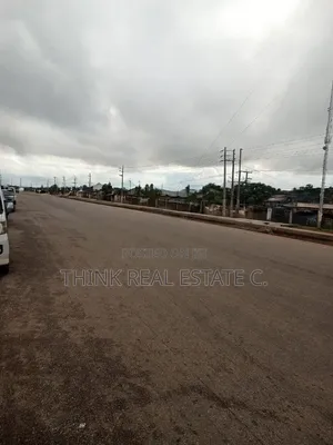100/200 Land Along Egba Tarred Road,Aduwawa for 40m Negotiable
