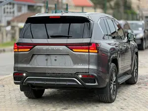 Lexus LX 2023 Gray