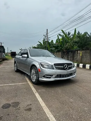 Mercedes-Benz C300 Luxury Sedan AWD (3.0L 6cyl 7A) 2009