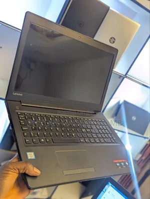 Laptop Lenovo Ideapad 3 4GB Intel Core i3 HDD 1T