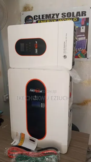5kwh/6.5kva 48v Pattern Lithium Battery/Hybrid Inverter
