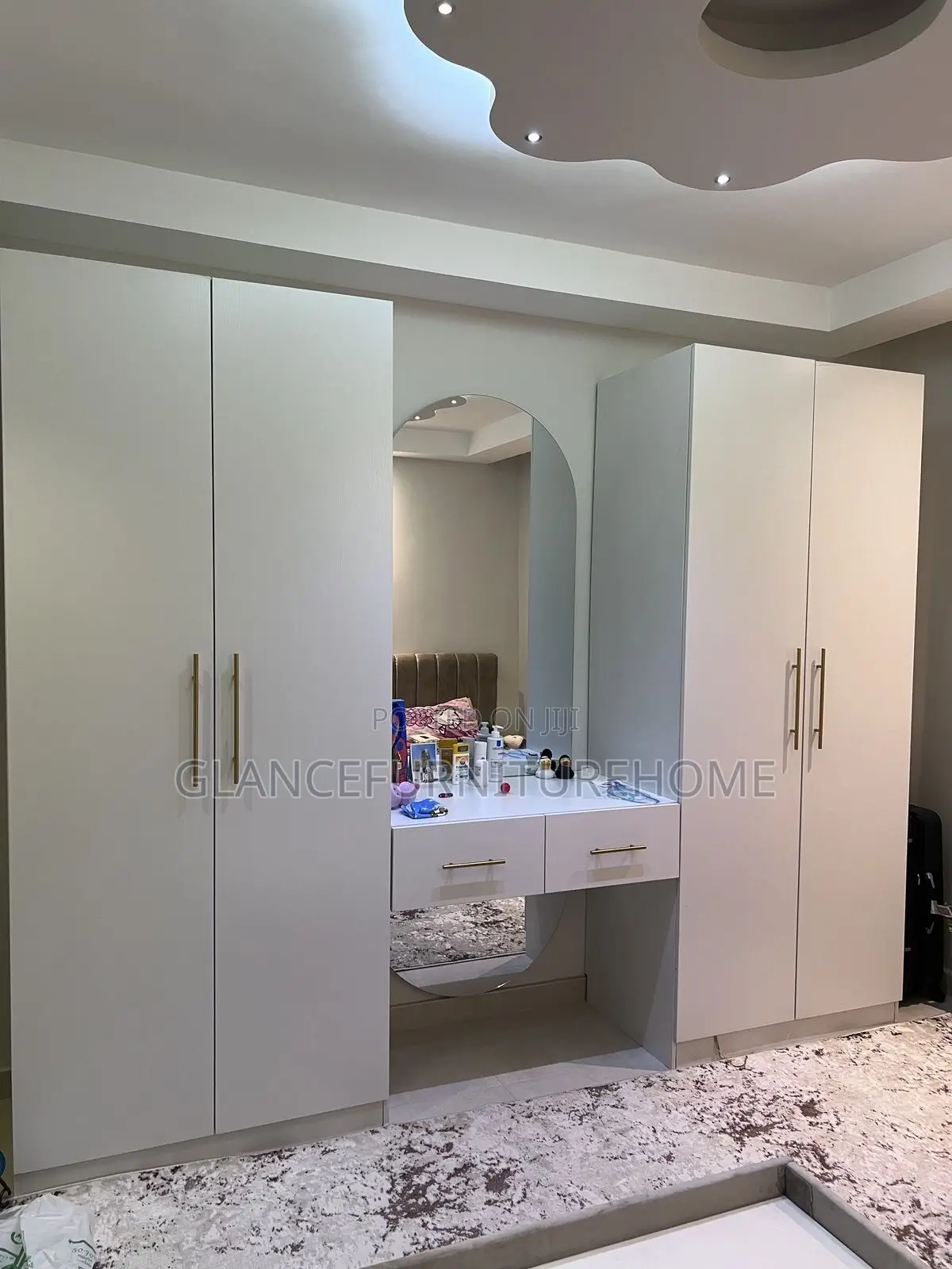 Stand Wardrobes