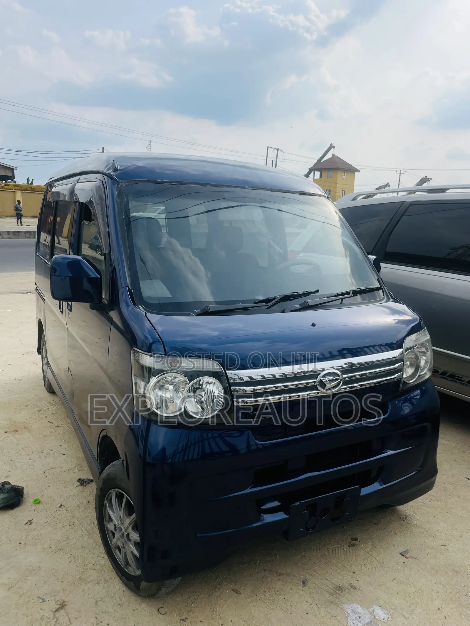 Daihatsu Hijet 2016 Blue