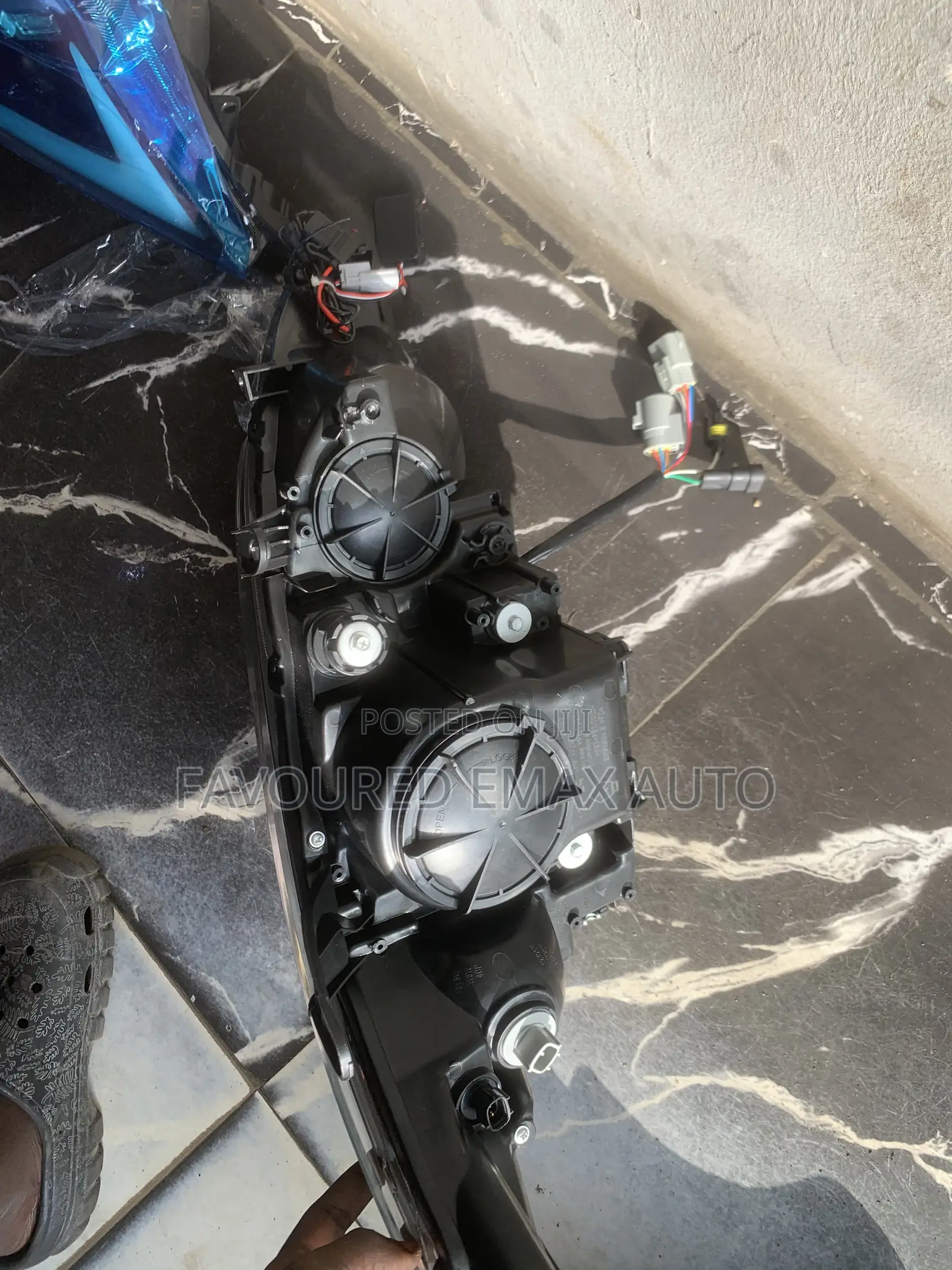 Conversion Headlamp for Es 2010