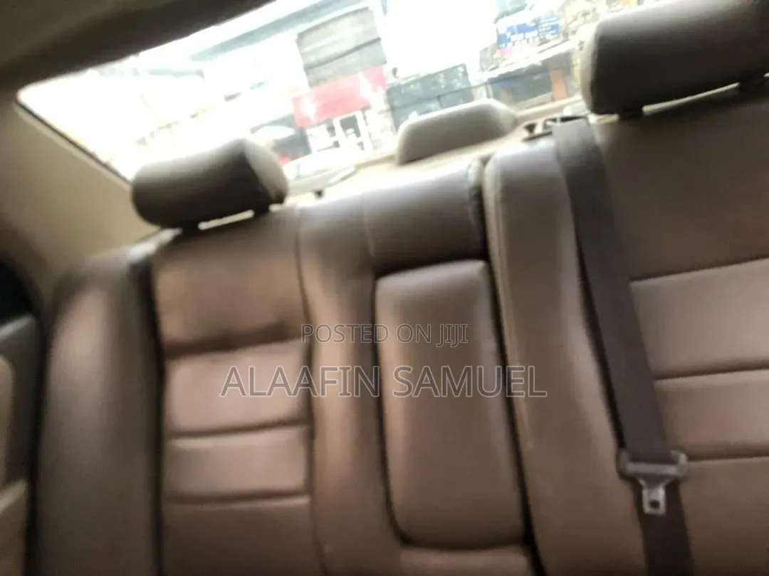 Toyota Camry Automatic 1999 Silver