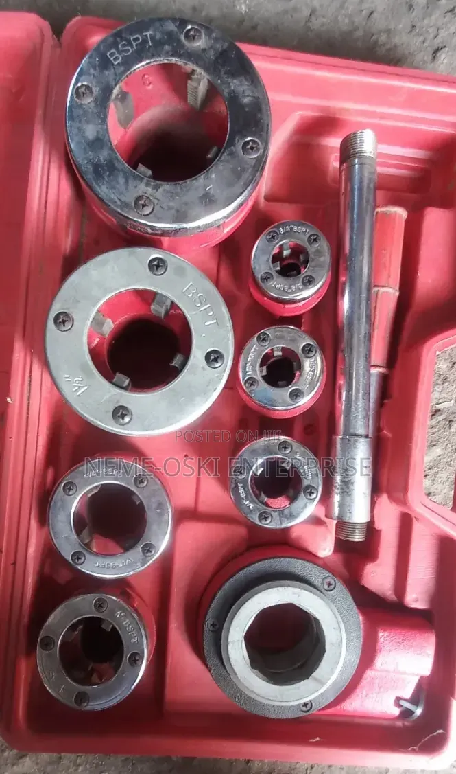 Pipe Threading Die Set - Manual Threader - 1/2" to 2"