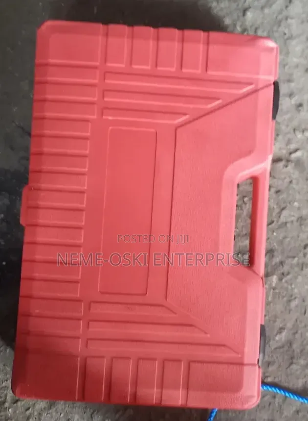 Pipe Threading Die Set - Manual Threader - 1/2" to 2"