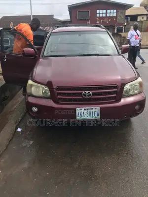 Toyota Highlander 2005 Red