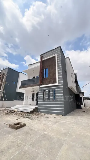 4bdrm Duplex in Oyo / Oyo for sale
