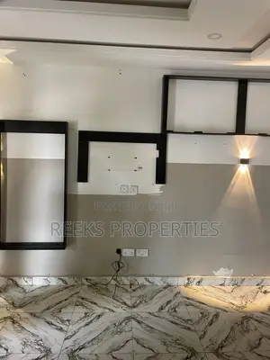 2bdrm Bungalow in FHA for rent