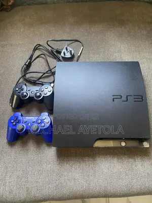 PlayStation 3 Hacked With Games and Two Controllers Working Perfectly