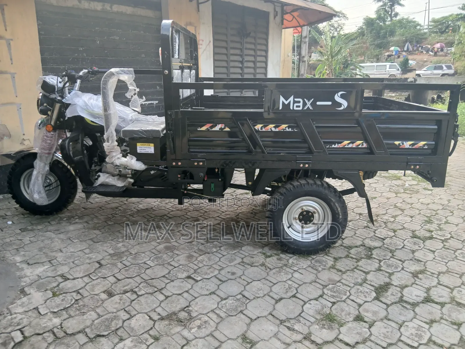 New Max-S Max-S 200 2026 Black