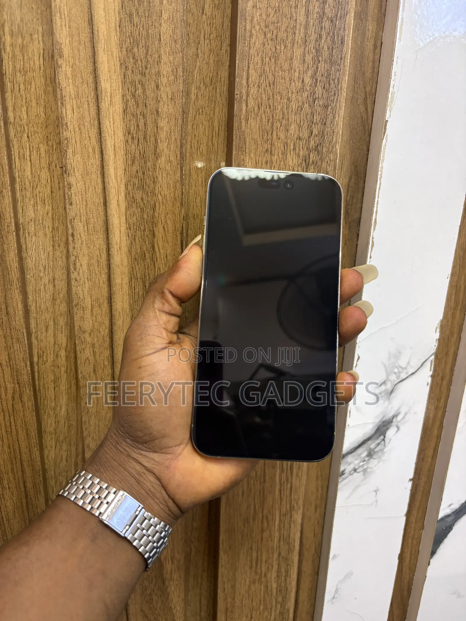 Apple iPhone 14 Pro Max 1 TB Gold