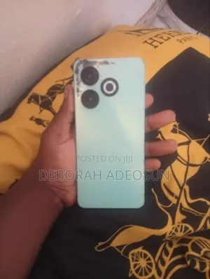Infinix Smart 8 128 GB Green