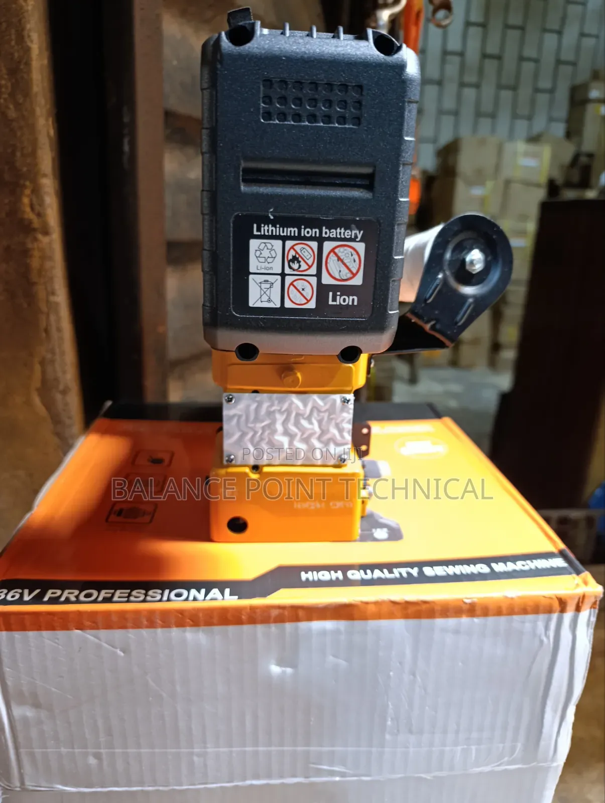 Bag Closer Machine