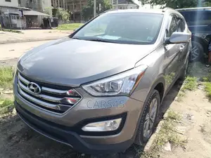 Hyundai Santa Fe 2015 Gray
