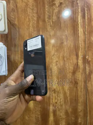 Apple iPhone XR 128 GB Black