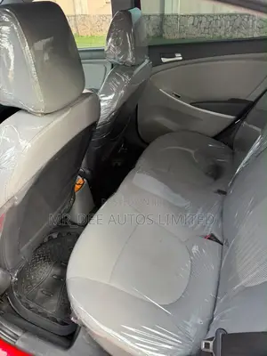 Hyundai Accent 2012 Maroon
