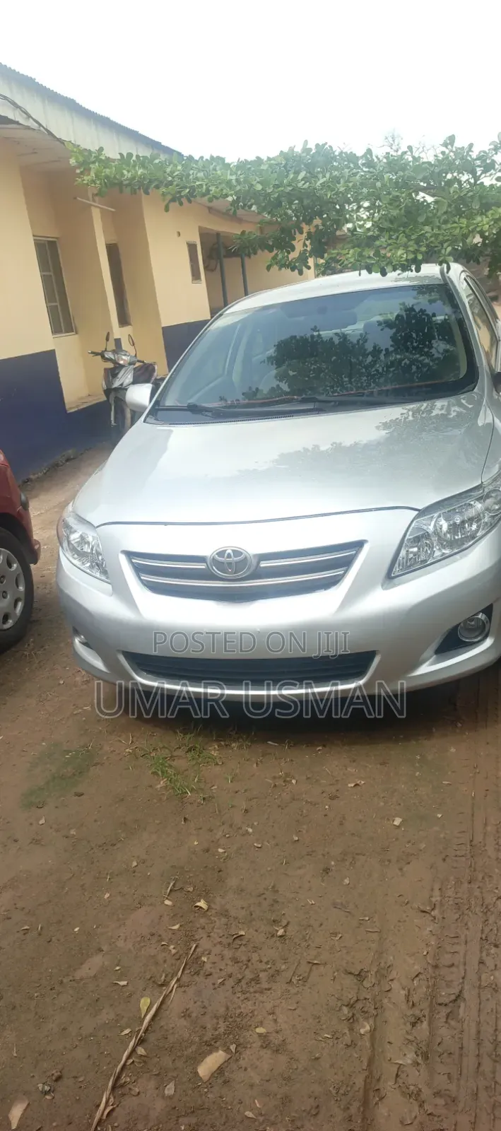 Toyota Corolla 2010 Silver