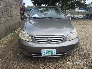 Toyota Corolla LE 2004 Gray