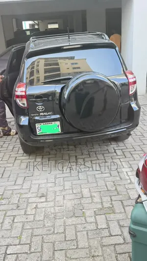 Toyota RAV4 2007 Black