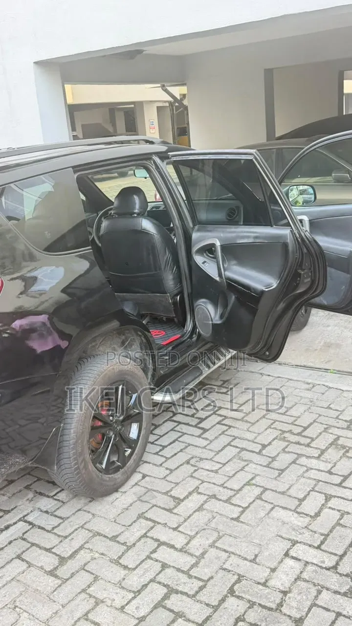 Toyota RAV4 2007 Black