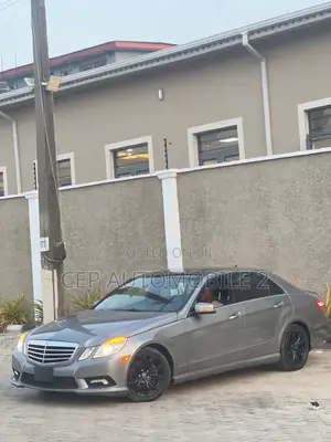Mercedes-Benz E350 2010 Gray