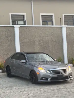 Mercedes-Benz E350 2010 Gray