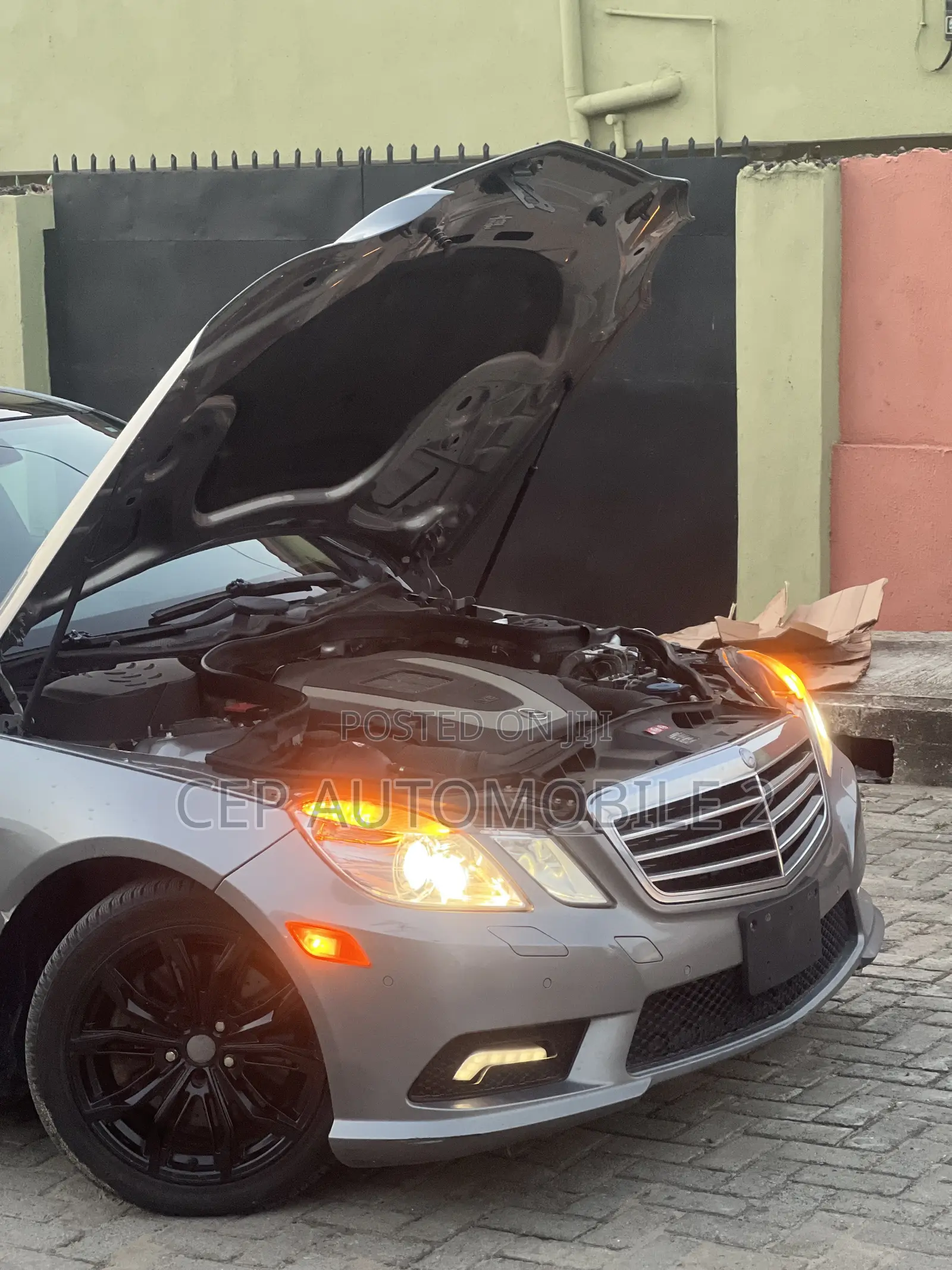 Mercedes-Benz E350 2010 Gray