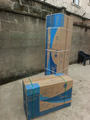 Midea 3HP Standing AC With Touch Control