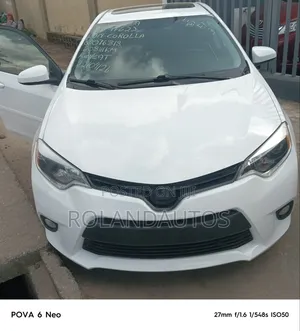 Toyota Corolla LE Eco 4dr Sedan (1.8L 4cyl CVT) 2014 White