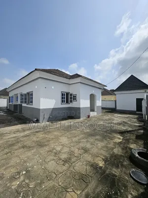 3bdrm Bungalow in Galadimawa for rent