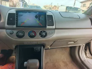 Toyota Camry 2006 Gold