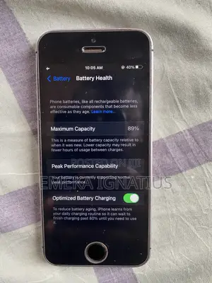 Apple iPhone SE 16 GB Gray