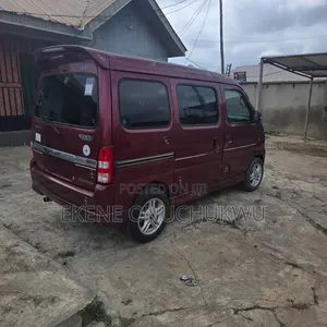 Suzuki Boost 2004 Red